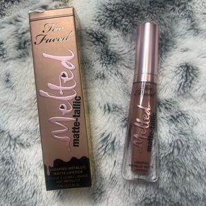 Too Faced. Melted matte metallic lipstick